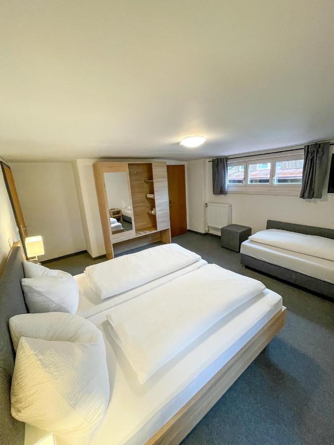 Mountain Hostel *